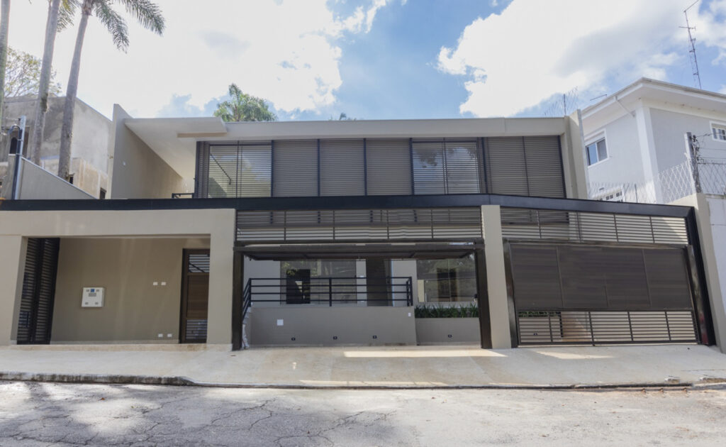 Jardim Guedala Casa 5 suítes - 450m² - 4 vagas - Palácio dos Bandeirantes
