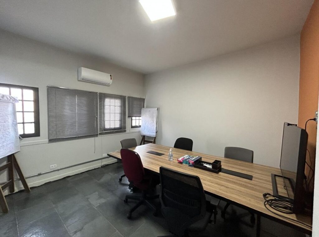 Galpão Comercial em Santo Amaro - 450m² - 7 vagas - Locação - João Dias