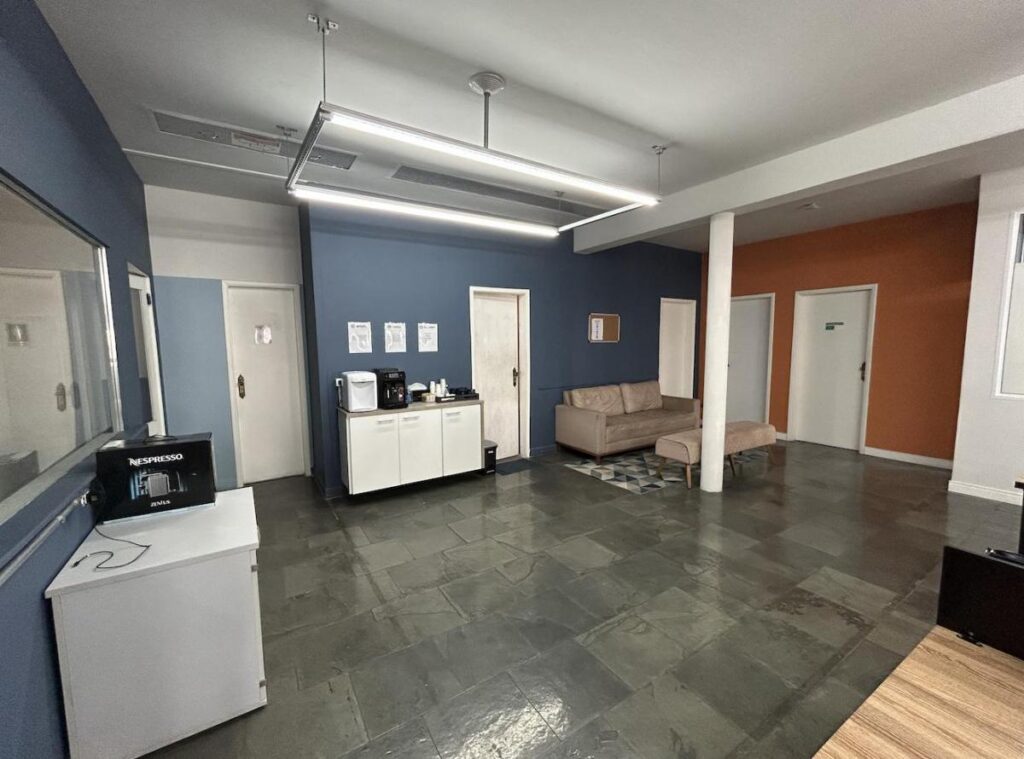 Galpão Comercial em Santo Amaro - 450m² - 7 vagas - Locação - João Dias