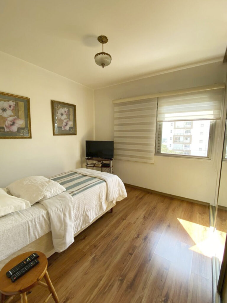 Campo Belo 3 dormitórios, 150m, 3 quartos, 1 suíte, 2 vagas, perto do metrô, Rua João Alvares Soares, Rua Edson, Vieira de Morais, Maison